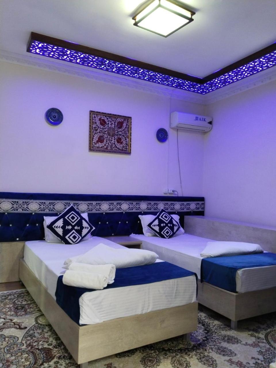 Hotel Rizqiro'Z Boutique Buchara Exterior foto